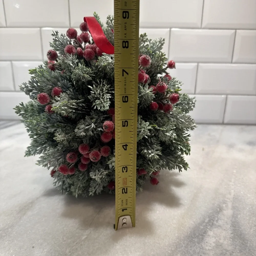 Martha Stewart HANGING TOPIARY KISSING PLANT BALL Winter Fern PIP Berries 8